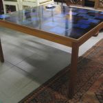 560 2298 COFFEE TABLE